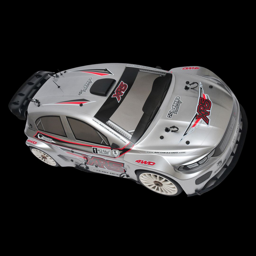 MCD XR5 FT-R with body shell installed