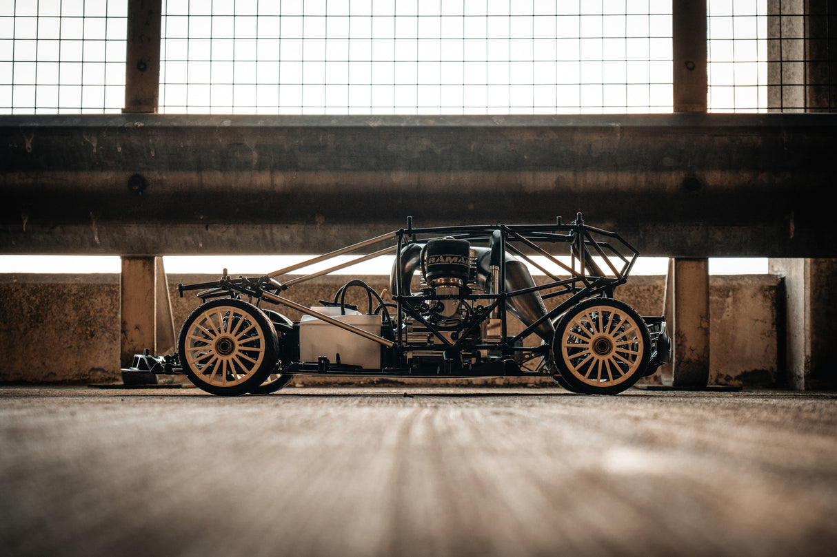 MCD XR5 Roller side view of roll cage with Taylor engine