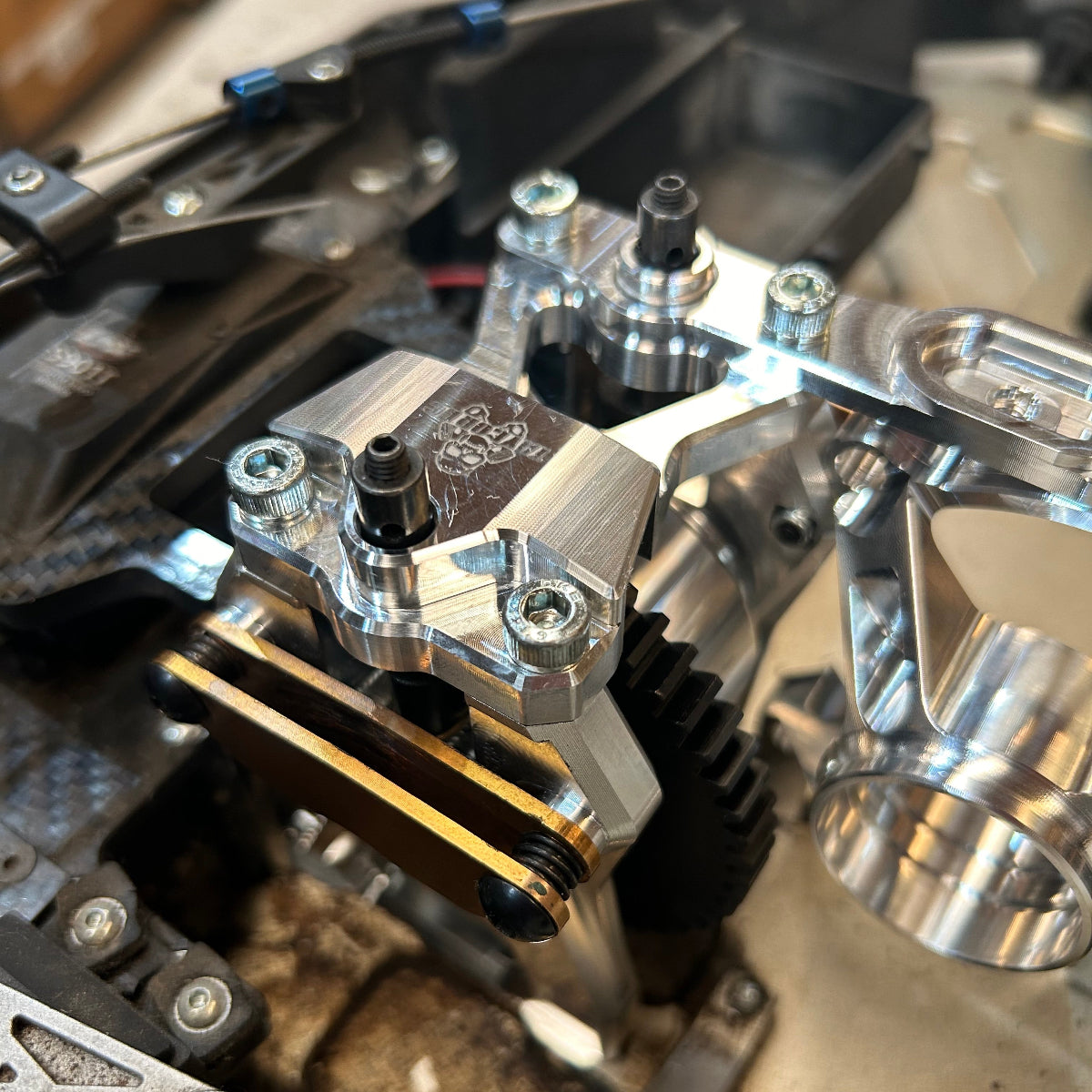 Taylor Billet Losi 5T 2.0 Centre Diff Mount Kit - With Rapid Diff Removal