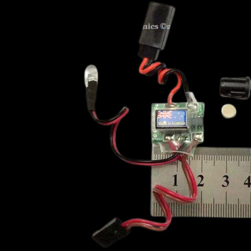 Hilantronics Magnetic on / off Switch